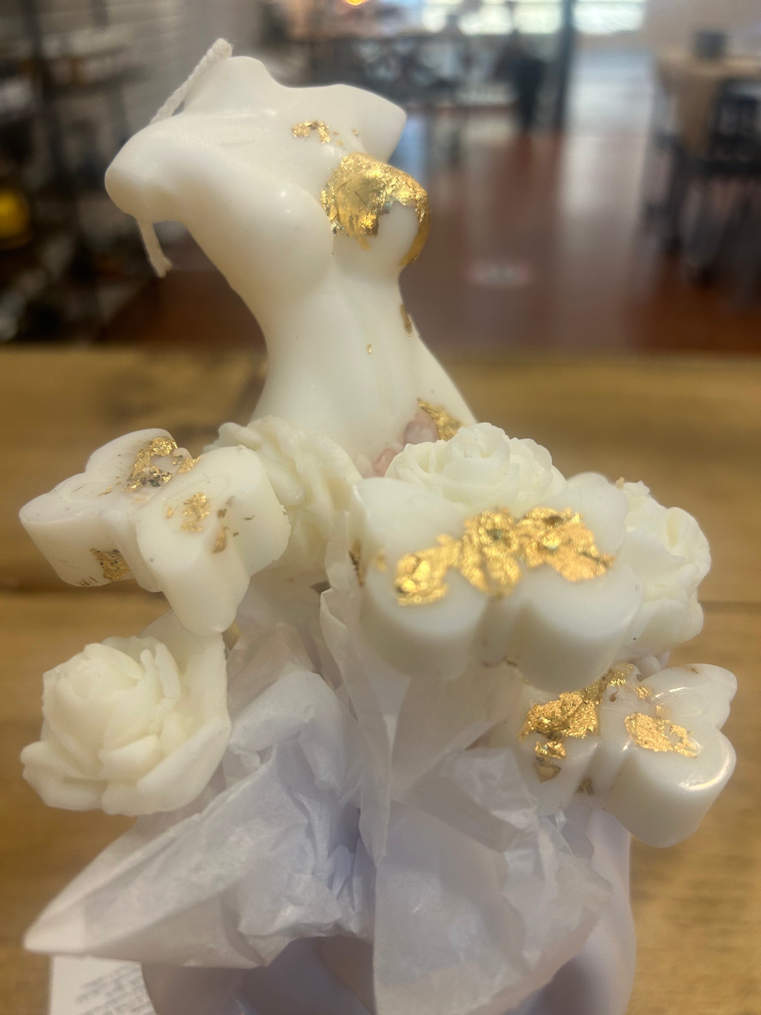 Body, Roses, Butterflies White with Gold Candle & Wax Melt Bouquet