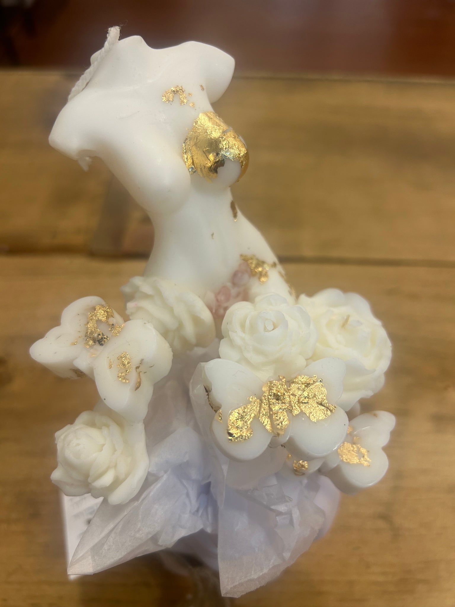 Body, Roses, Butterflies White with Gold Candle & Wax Melt Bouquet